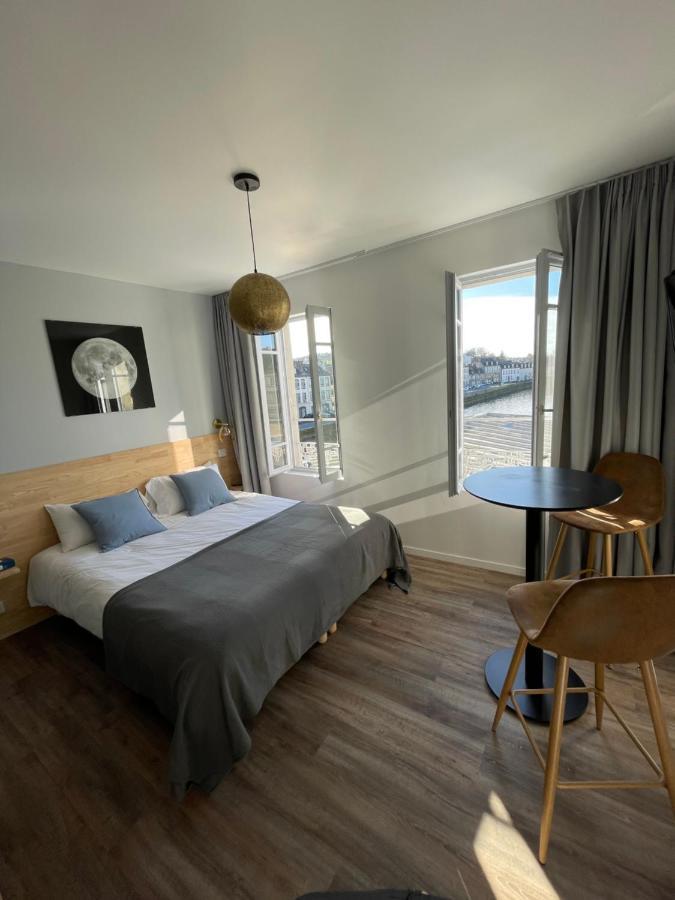 Nuit Sur Le Pont 4 Apartment Landerneau Exterior photo